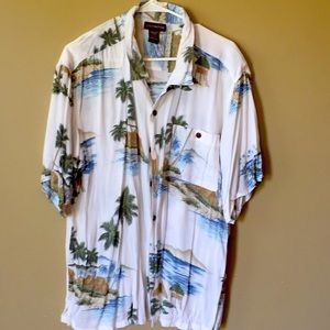 Men’s Hawaiian shirt by Covington